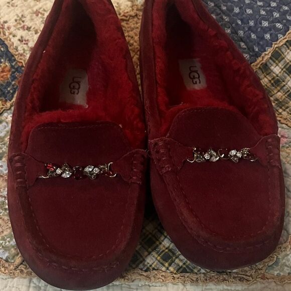 UGG leather lined slippers - Picture 1 of 6